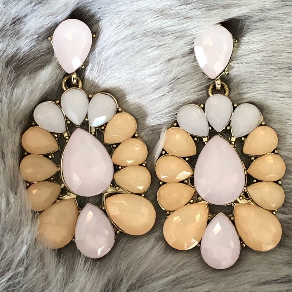 🔴 Light Pink & Peach Statement Earrings